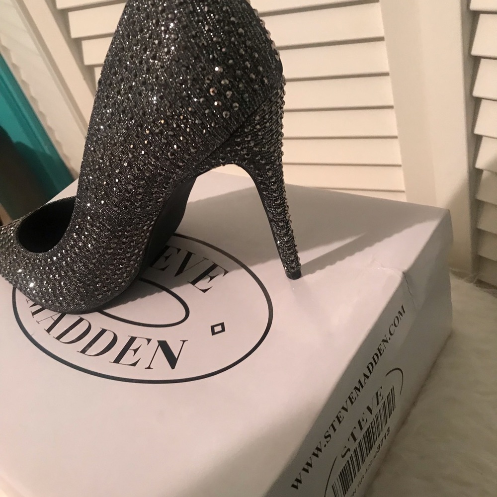 Beautiful heels!